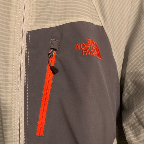 The North Face Warm Jacket - Picture 5 of 6